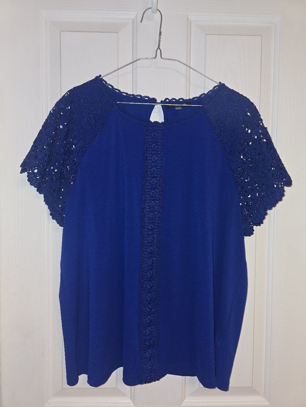 Cable & Gauge Royal Blue Lace Sleeve Blouse Says XL But Fits like A Lg.